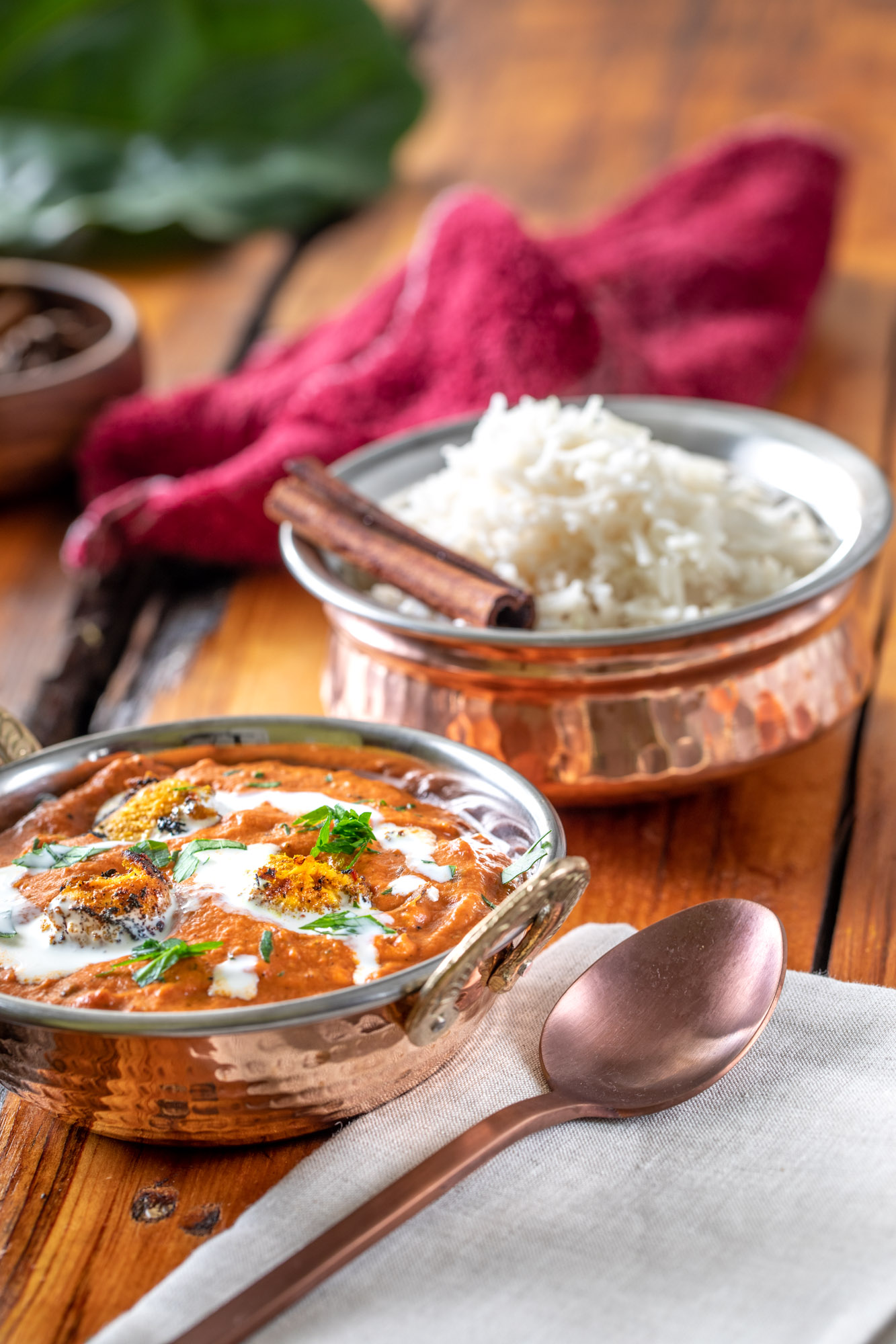 side view of chicken tikka masala
